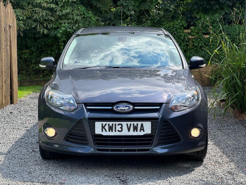 FORD FOCUS 1.0T EcoBoost Zetec Euro 5 (s/s) 5dr 2013