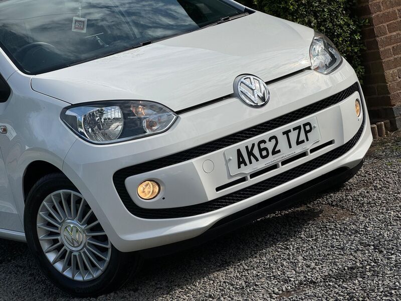 VOLKSWAGEN UP 1.0 High up! Euro 5 5dr 2012