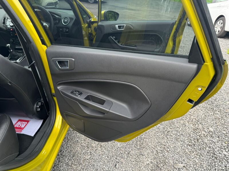 FORD FIESTA 1.6 TDCi Titanium X Euro 5 5dr 2013