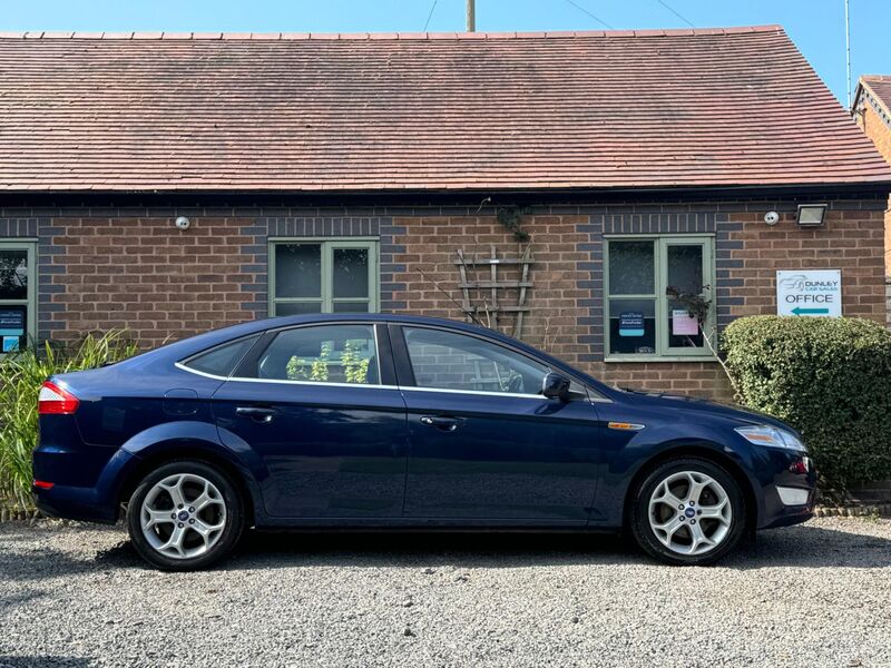 FORD MONDEO 2.0 TDCi Titanium 5dr 2009