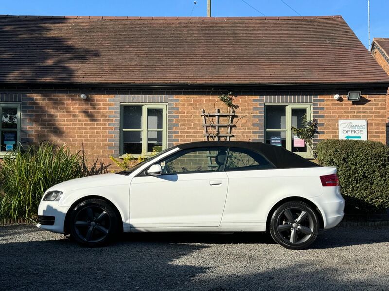 AUDI A3 1.6 TDI Technik Euro 5 (s/s) 2dr 2011