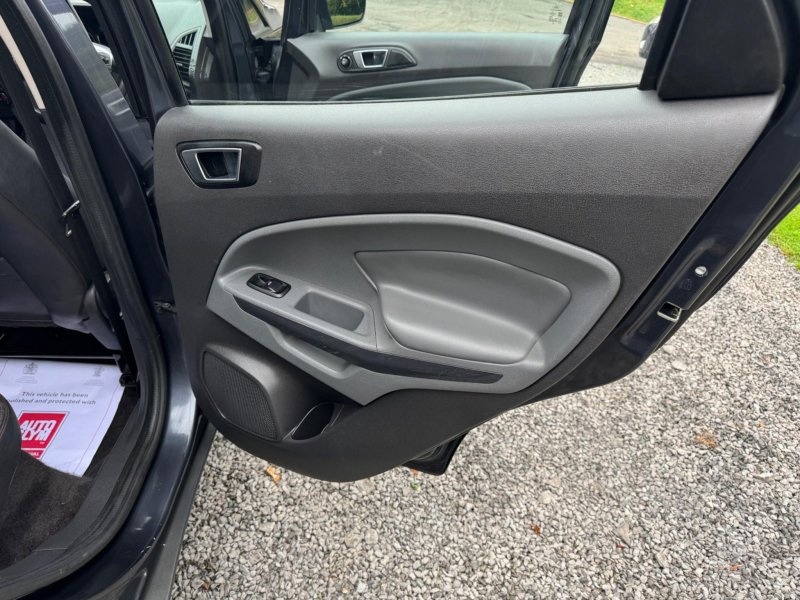 FORD ECOSPORT 1.5 TDCi Titanium 2WD Euro 5 5dr 2014