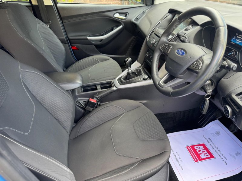 FORD FOCUS 1.0T EcoBoost Zetec Euro 6 (s/s) 5dr 2016