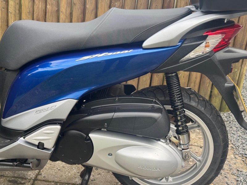 HONDA  300 i 2012
