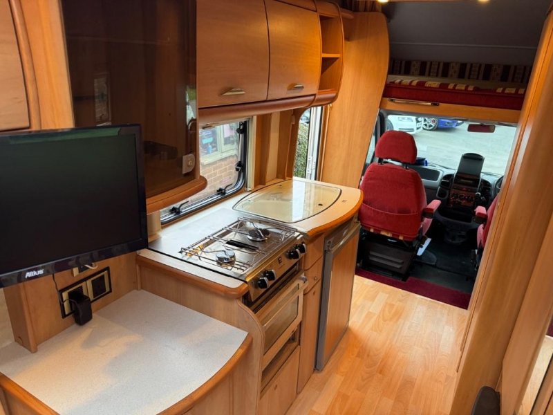 SWIFT LIFESTYLE Motorhome 2002