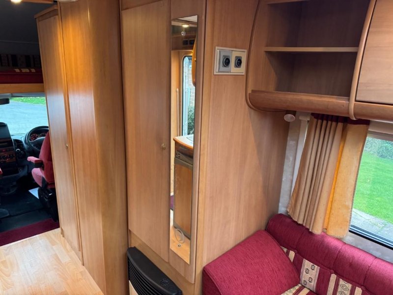 SWIFT LIFESTYLE Motorhome 2002