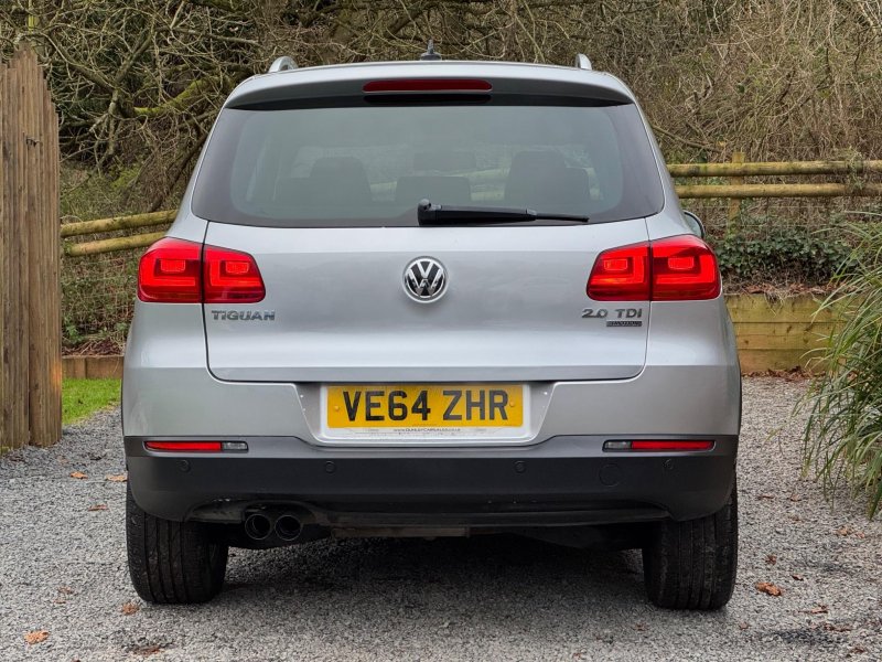 VOLKSWAGEN TIGUAN 2.0 TDI BlueMotion Tech Match 4WD Euro 5 (s/s) 5dr 2014