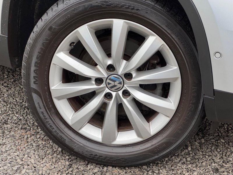 VOLKSWAGEN TIGUAN 2.0 TDI BlueMotion Tech Match 4WD Euro 5 (s/s) 5dr 2014