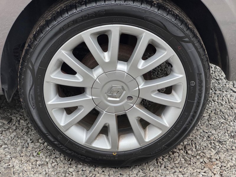 RENAULT CLIO 1.2 TCe Dynamique Euro 4 5dr 2010