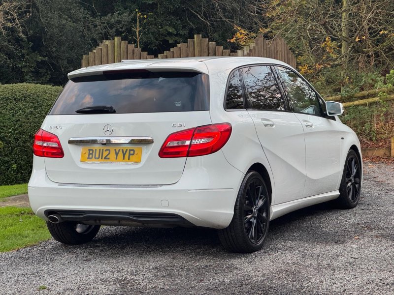 MERCEDES-BENZ B CLASS 1.8 B180 CDI BlueEfficiency Sport Euro 5 (s/s) 5dr 2012