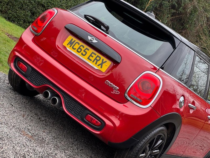 MINI HATCH 2.0 Cooper SD Euro 6 (s/s) 5dr 2015