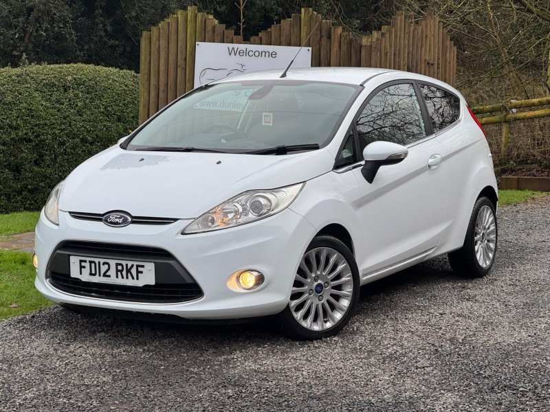 FORD FIESTA 1.4 Titanium 3dr 2012