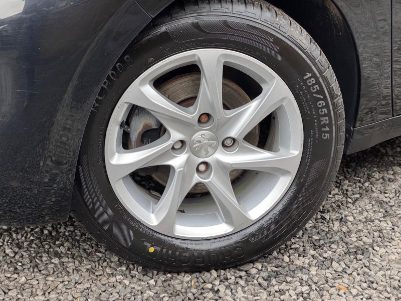 PEUGEOT 208 1.2 VTi PureTech Active Euro 5 5dr 2014
