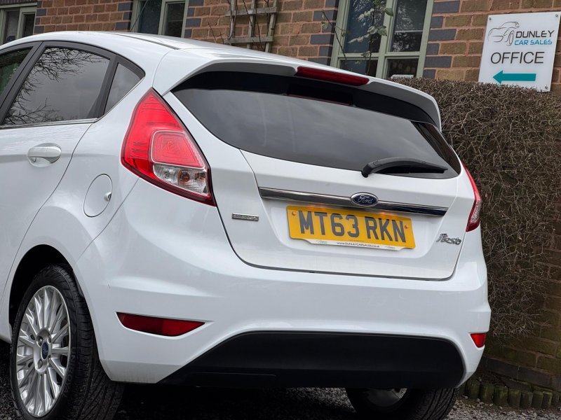 FORD FIESTA 1.0T EcoBoost Titanium Euro 5 (s/s) 5dr 2013