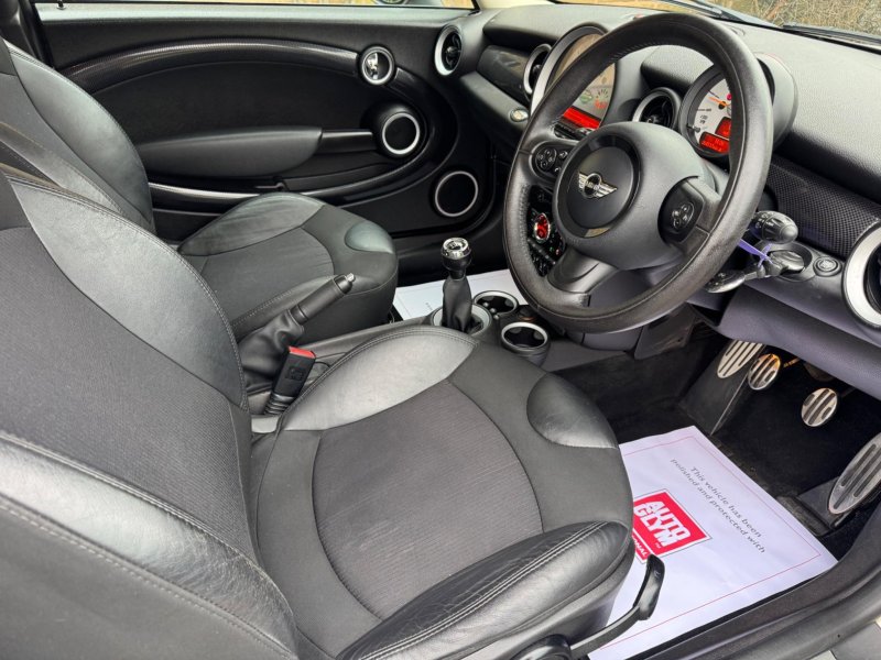 MINI HATCH 1.6 Cooper S Euro 5 (s/s) 3dr 2013