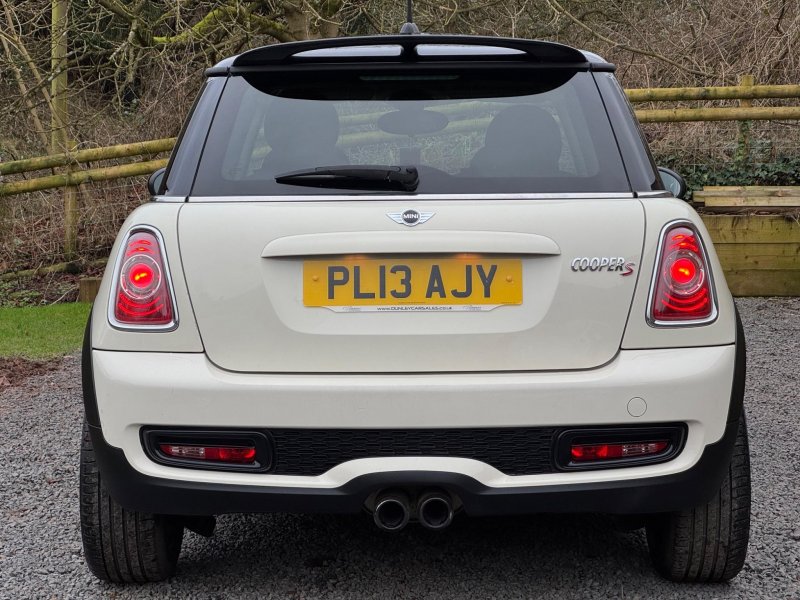 MINI HATCH 1.6 Cooper S Euro 5 (s/s) 3dr 2013