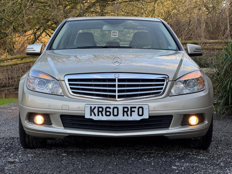 MERCEDES-BENZ C CLASS 1.8 C180 BlueEfficiency Elegance Auto Euro 5 4dr 2011
