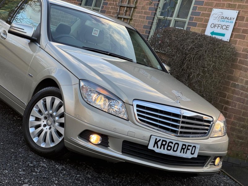 MERCEDES-BENZ C CLASS 1.8 C180 BlueEfficiency Elegance Auto Euro 5 4dr 2011