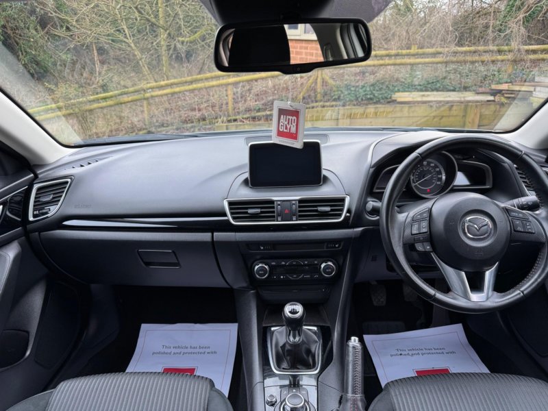 MAZDA MAZDA3 2.0 SKYACTIV-G SE-L Nav Euro 6 (s/s) 5dr 2015