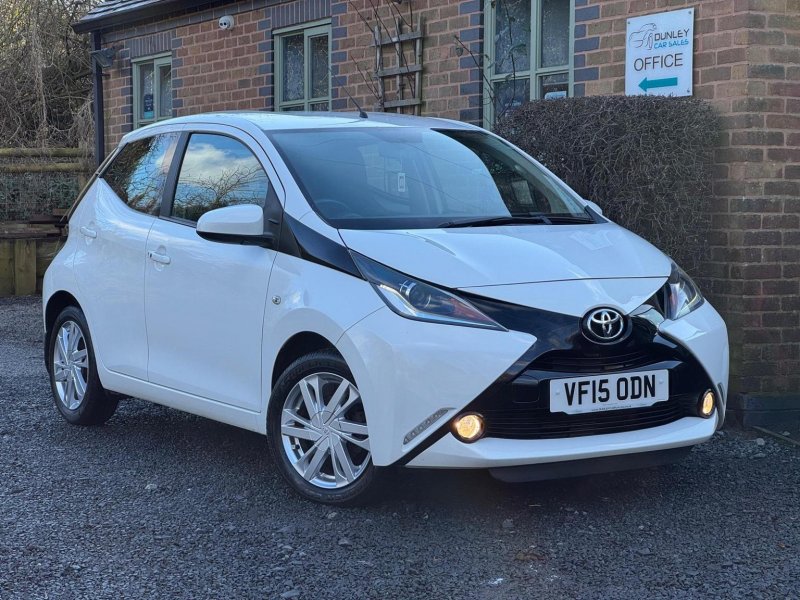 TOYOTA AYGO 1.0 VVT-i x-pression x-wave Euro 5 5dr Euro 5 2015