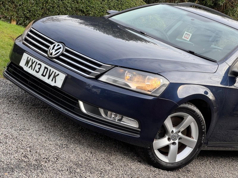 VOLKSWAGEN PASSAT 1.6 TDI BlueMotion Tech S Euro 5 (s/s) 5dr 2013