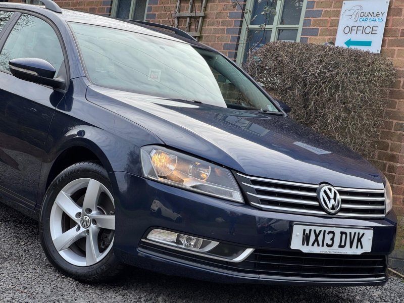 VOLKSWAGEN PASSAT 1.6 TDI BlueMotion Tech S Euro 5 (s/s) 5dr 2013