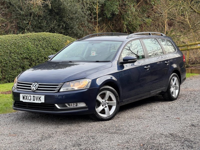 VOLKSWAGEN PASSAT 1.6 TDI BlueMotion Tech S Euro 5 (s/s) 5dr 2013
