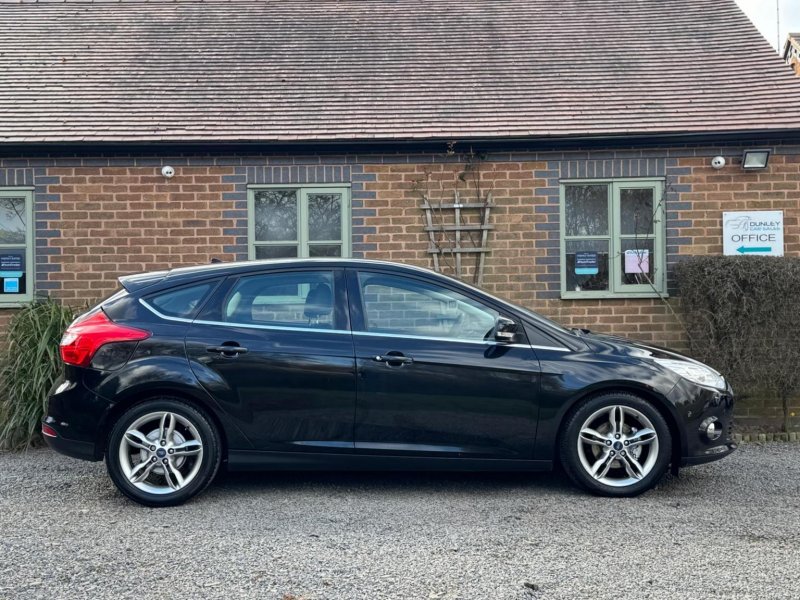 FORD FOCUS 1.0T EcoBoost Titanium X Euro 5 (s/s) 5dr 2014