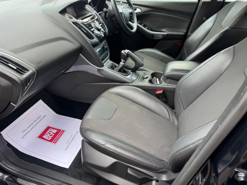 FORD FOCUS 1.0T EcoBoost Titanium X Euro 5 (s/s) 5dr 2014