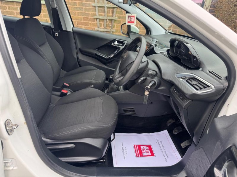 PEUGEOT 208 1.6 BlueHDi Access (a/c) Euro 6 5dr 2015