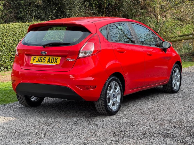 FORD FIESTA 1.5 TDCi Style Euro 6 5dr 2015