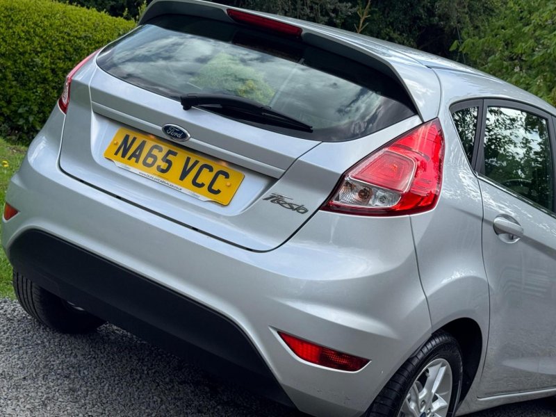 FORD FIESTA 1.25 Zetec Euro 6 5dr 2015