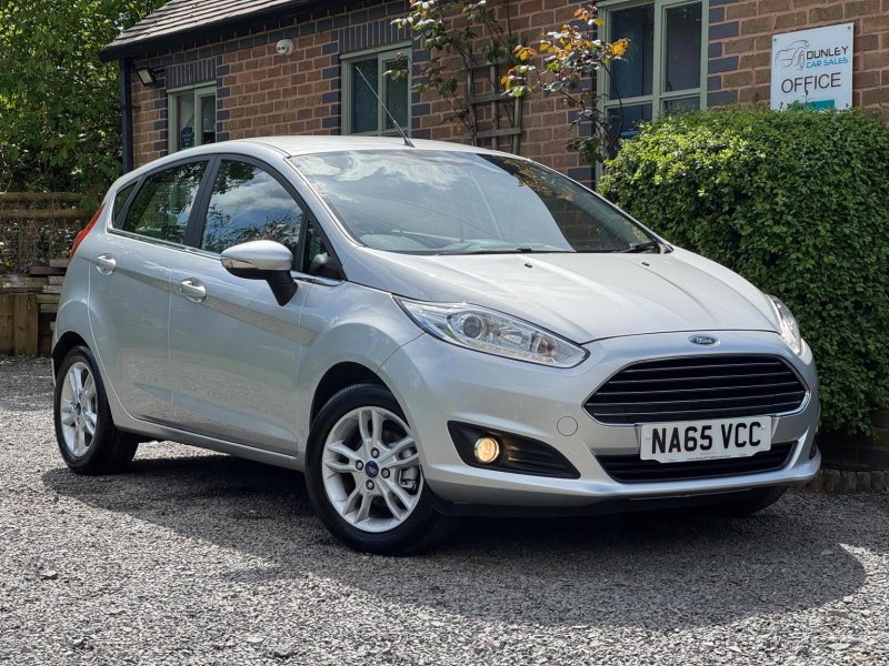 FORD FIESTA 1.25 Zetec Euro 6 5dr 2015