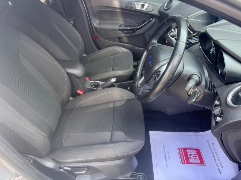 FORD FIESTA 1.0T EcoBoost Titanium Euro 5 (s/s) 5dr 2014
