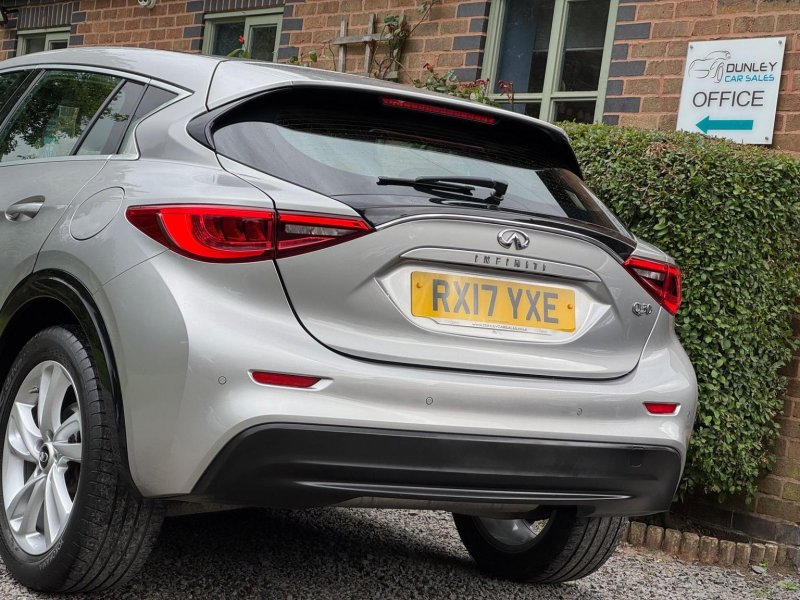 INFINITI Q30 1.5d SE Euro 6 (s/s) 5dr 2017