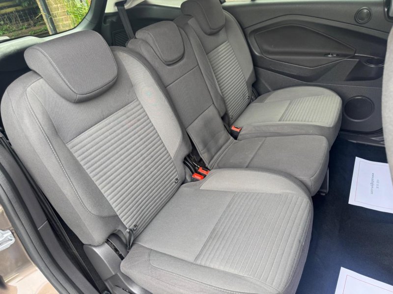 FORD GRAND C-MAX 1.5 TDCi Titanium Euro 6 (s/s) 5dr 2015