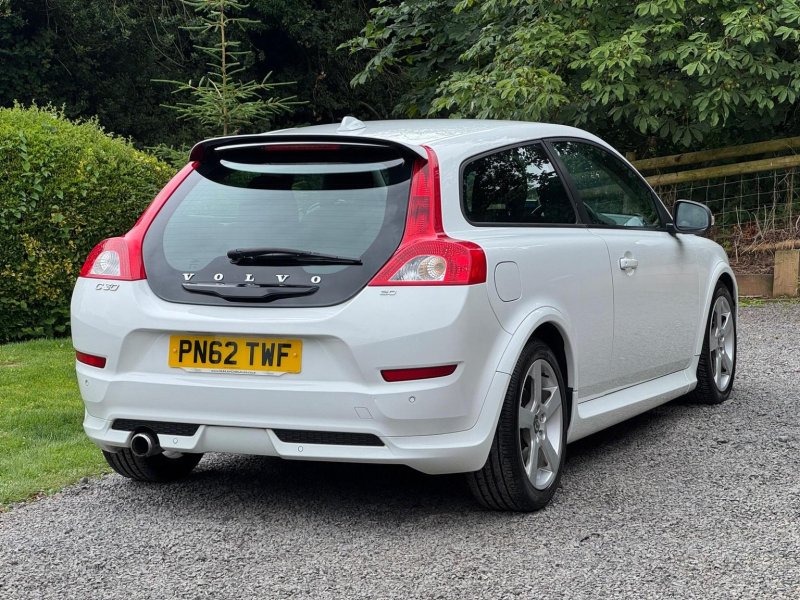VOLVO C30 2.0 R-Design Lux Sports Coupe Euro 5 3dr 2012