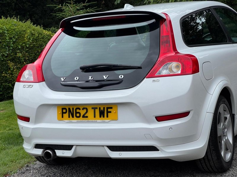 VOLVO C30 2.0 R-Design Lux Sports Coupe Euro 5 3dr 2012