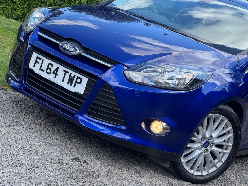 FORD FOCUS 1.0T EcoBoost Zetec Navigator Euro 5 (s/s) 5dr 2014