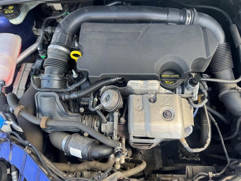 FORD FOCUS 1.0T EcoBoost Zetec Navigator Euro 5 (s/s) 5dr 2014