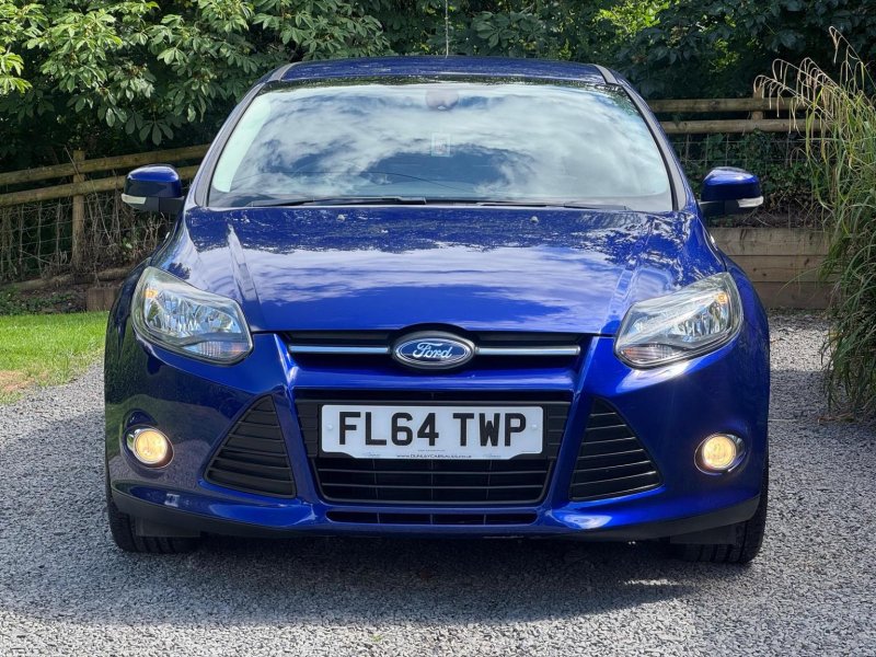 FORD FOCUS 1.0T EcoBoost Zetec Navigator Euro 5 (s/s) 5dr 2014