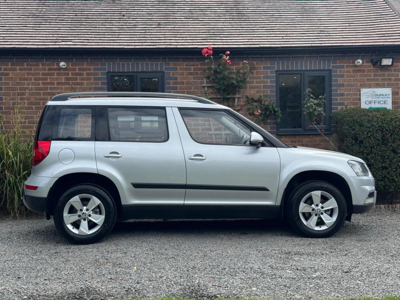 SKODA YETI 2.0 TDI S Outdoor 4WD Euro 5 5dr 2014