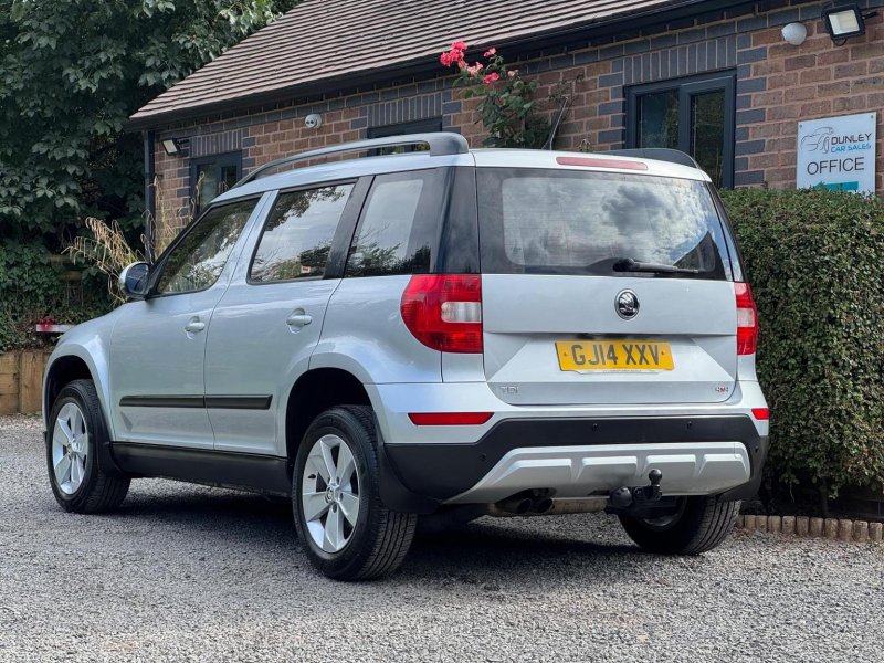 SKODA YETI 2.0 TDI S Outdoor 4WD Euro 5 5dr 2014