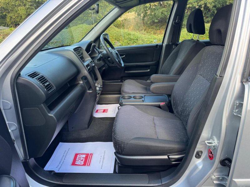 HONDA CR-V 2.0 i-VTEC Sport 5dr 2005