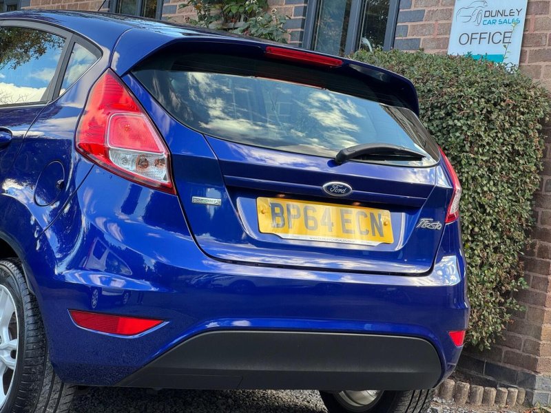 FORD FIESTA 1.0T EcoBoost Zetec Euro 5 (s/s) 5dr 2015