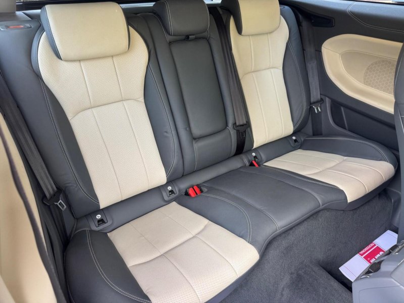 LAND ROVER RANGE ROVER EVOQUE 2.0 eD4 SE Tech FWD Euro 6 (s/s) 3dr 2016