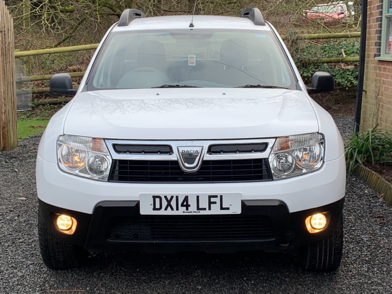 DACIA DUSTER AMBIANCE DCI 2014