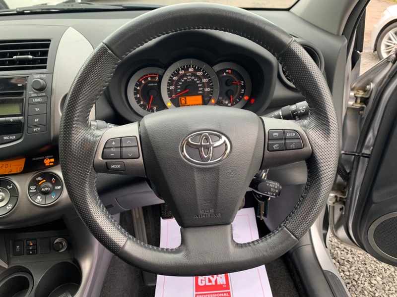 TOYOTA RAV4 D-4D XT-R AWD 2011