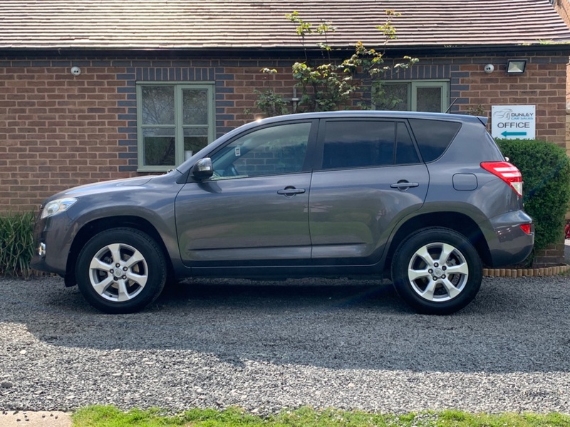 TOYOTA RAV4 D-4D XT-R AWD 2011