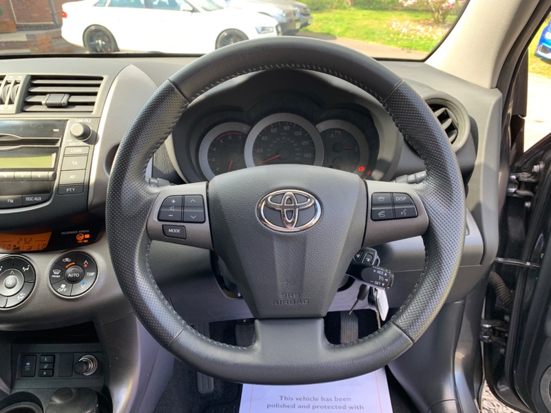 TOYOTA RAV4 D-4D XT-R AWD 2011